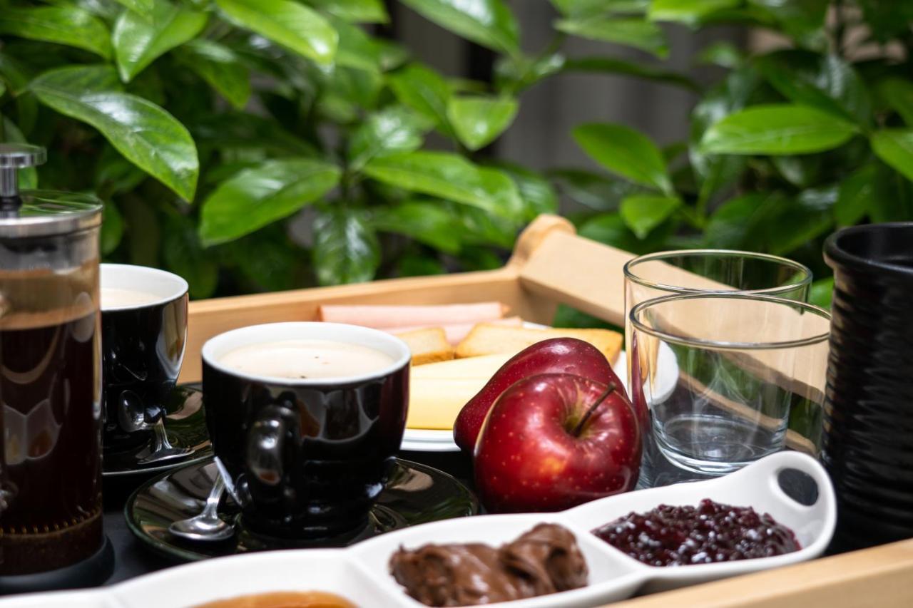 Philia Boutique Hotel Афины Экстерьер фото