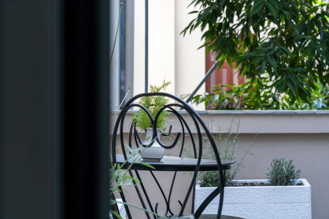 Philia Boutique Hotel Афины Экстерьер фото